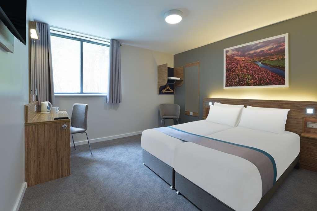 Travelodge York Central Micklegate الغرفة الصورة